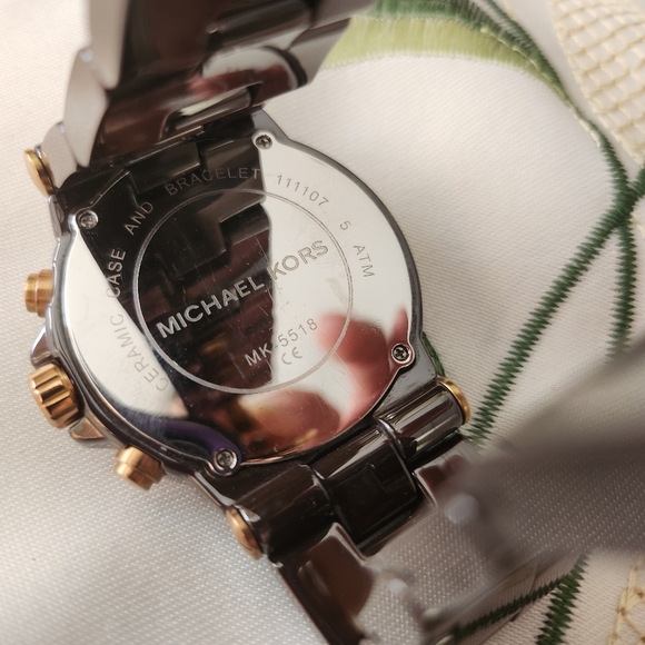 Michael Kors Ceramic Mk5518 Brown Watch - Picture 3 of 5
